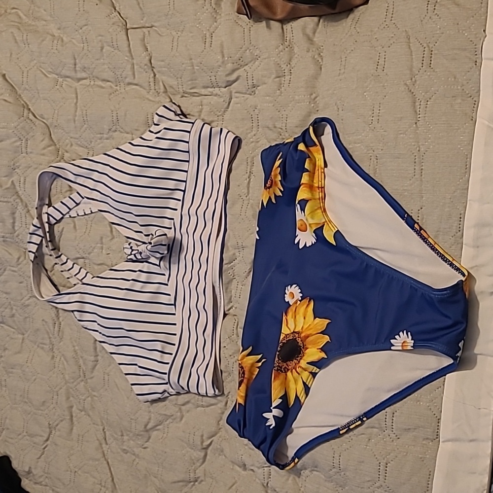 Bathing suit